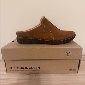 New Clarks Womens Suede Dark Tan Caroline Step Clog 11M Leather Faux Fur